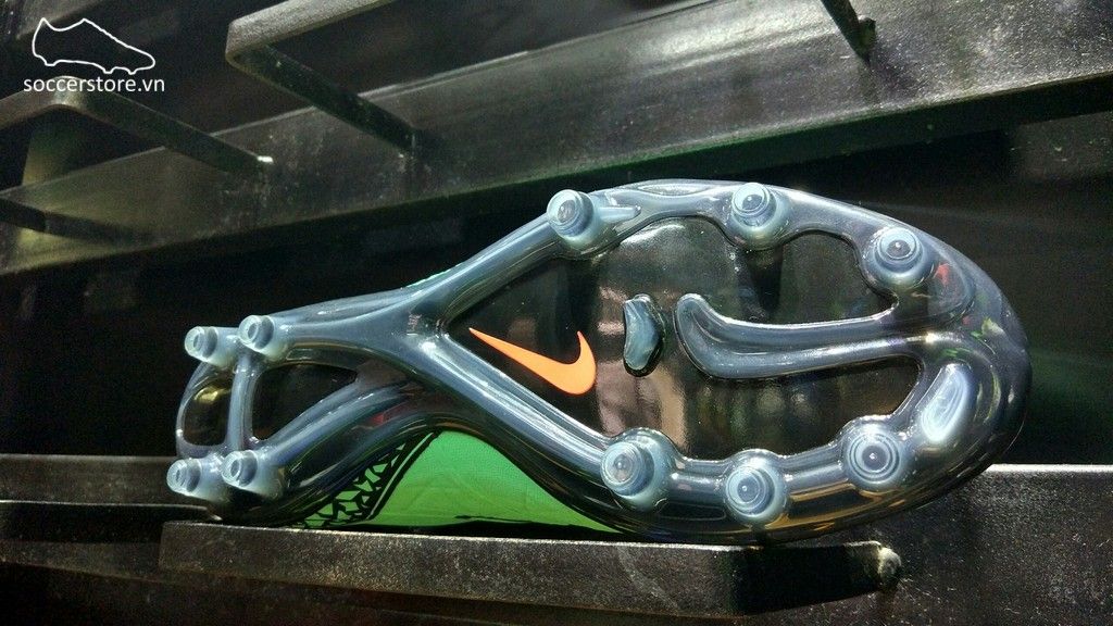 nike hypervenom phinish 2 silver